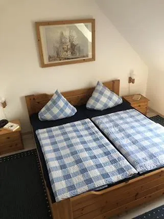 Schimmer Kirchdorf (Poel)